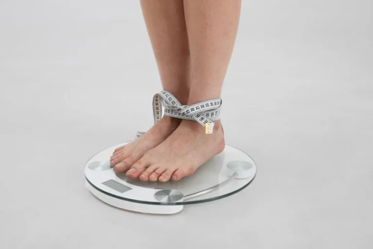 causas y consecuencias de la anorexia